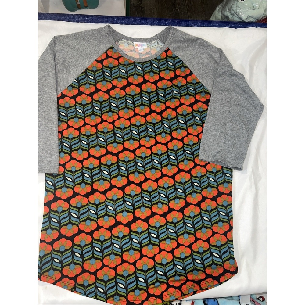 LuLaRoe  Xl Randy Baseball Tee Gray Red Flower Print Women hippy Vintage Look270